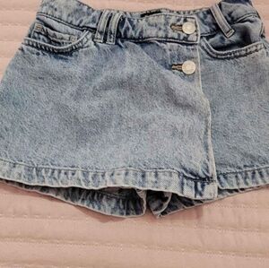Gap skirt/short size 7